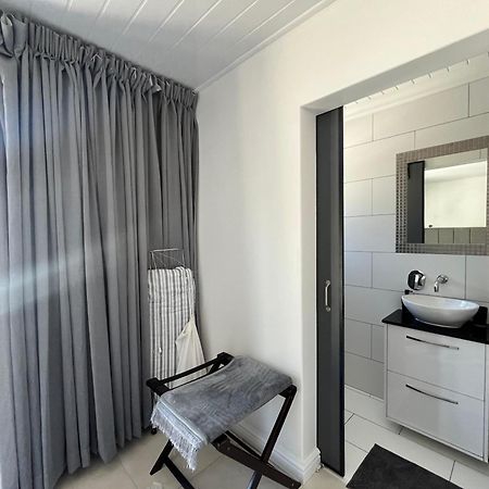 The Noble Lodge Cape Town Exterior photo