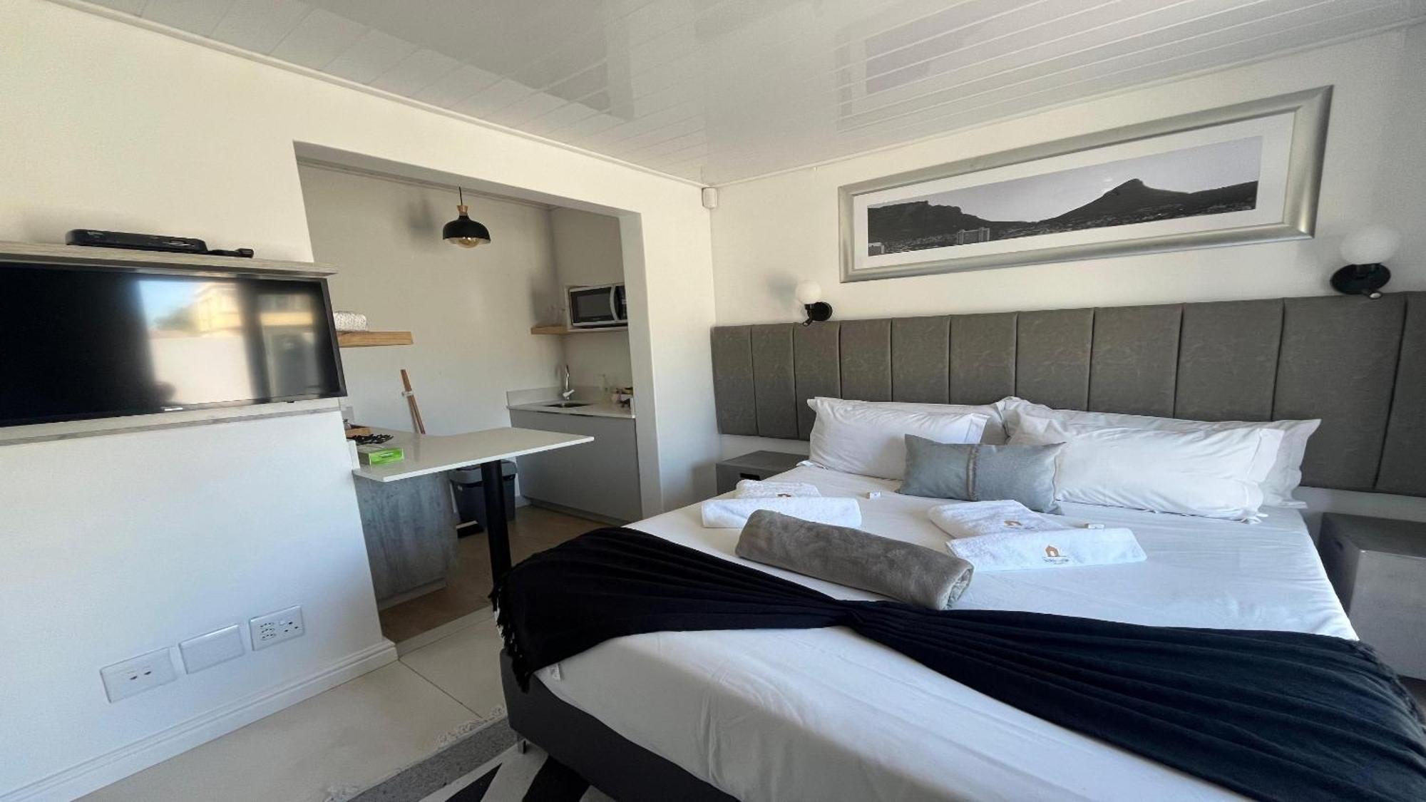 The Noble Lodge Cape Town Room photo