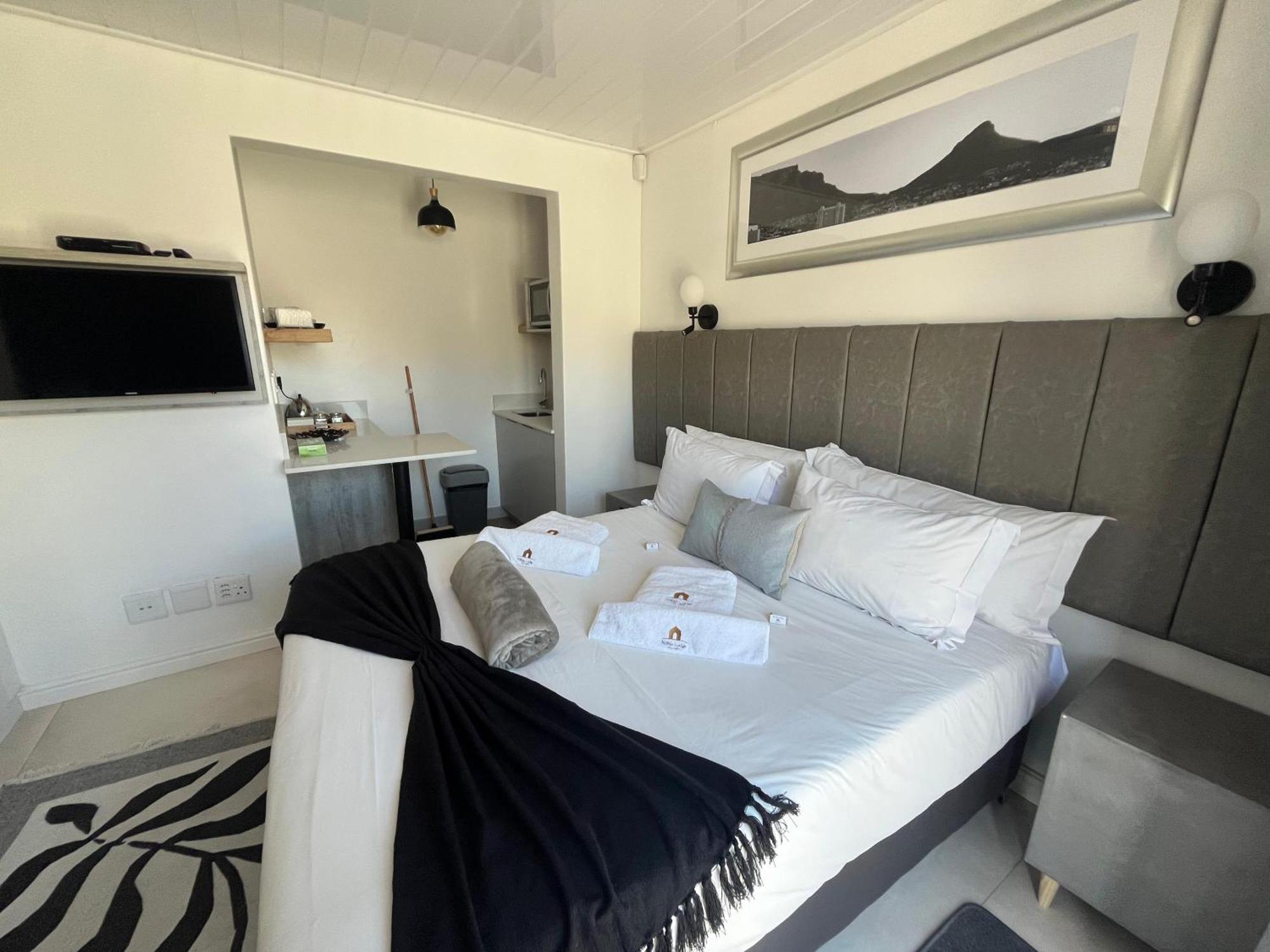 The Noble Lodge Cape Town Exterior photo